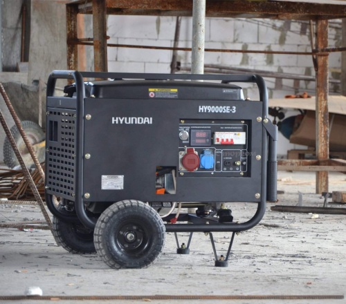 Бензиновая электростанция HYUNDAI HY 9000SE3   фото 3