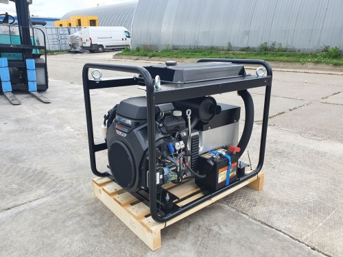 Бензиновая электростанция GENMAC COMBIPLUS G18000HEOAVR   фото 5